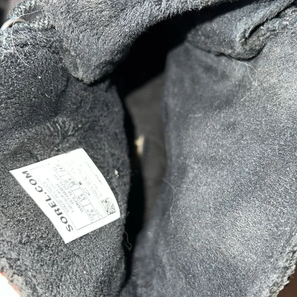 Sorel Black Suede and Rubber Booties Size 7.5 - Picture 7 of 7